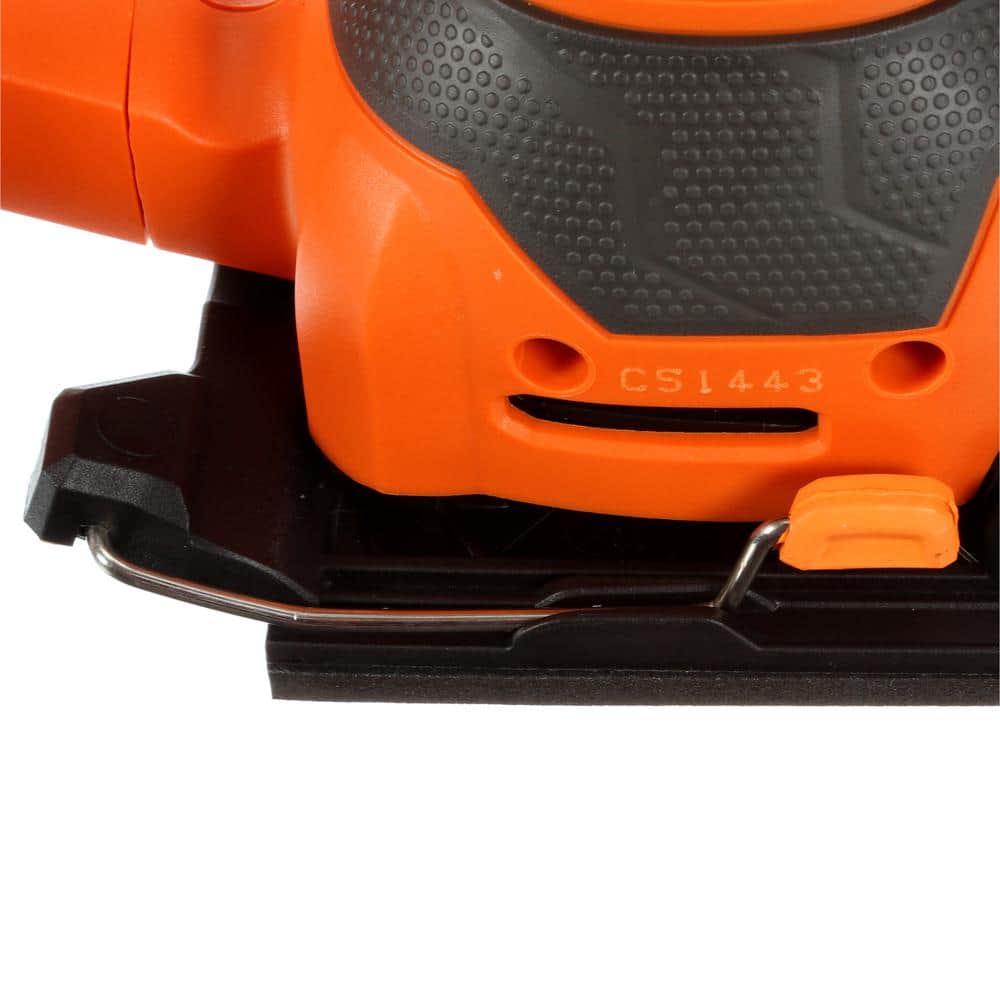 Ponceuse filaire 1/4 feuille de 2,4 A avec technologie AIRGUARD