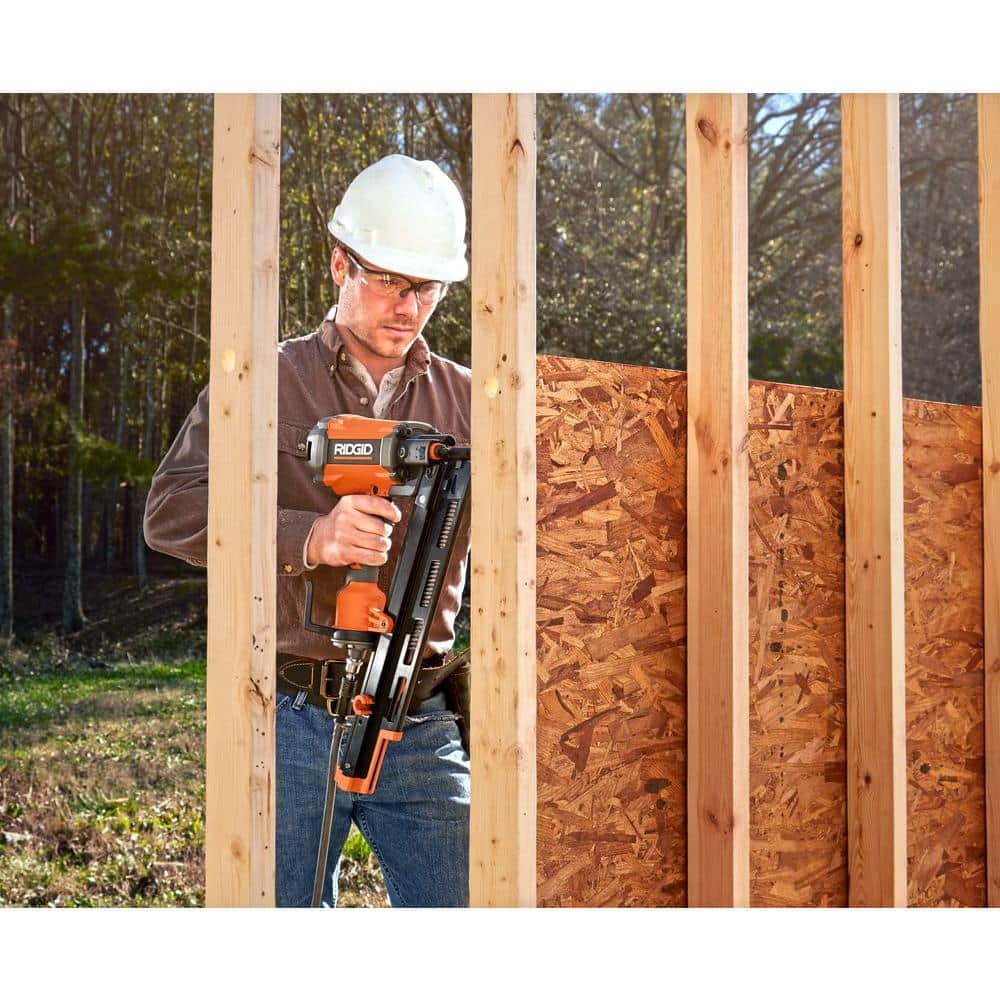Pneumatic 21-Degree 3-1/2 in. Round Head Framing Nailer